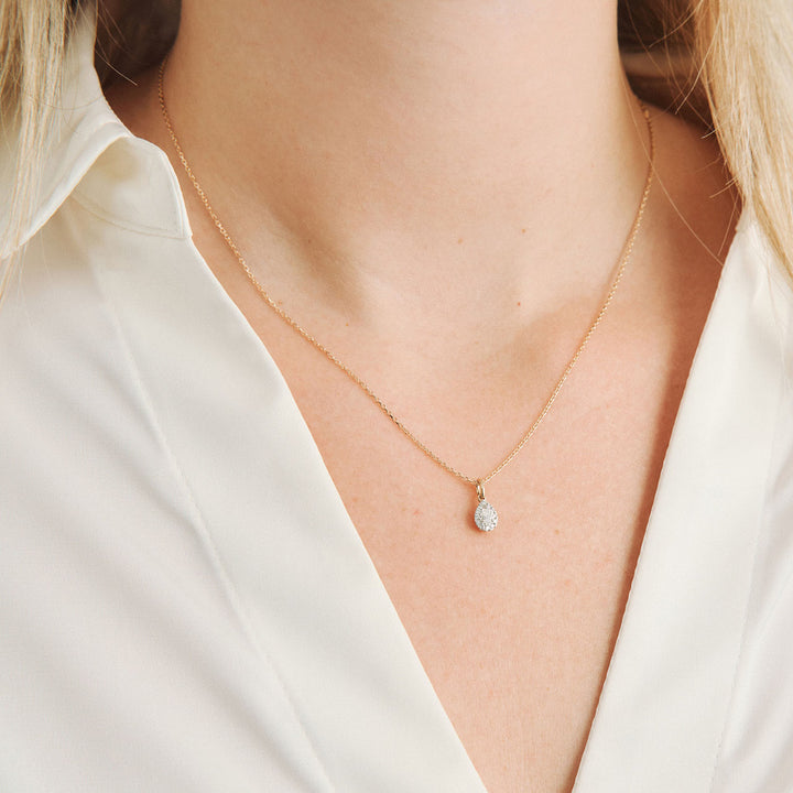 Mads Z Diamond Drop diamantvedhæng i 14 kt. guld