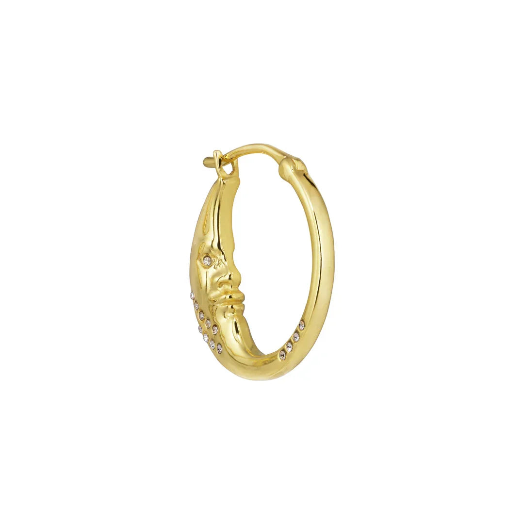 Moonface creol, gylden ørering med månedesign og små klare sten. Model19DE8A59-A559-4D60-AD7E-A8398B4A9B10