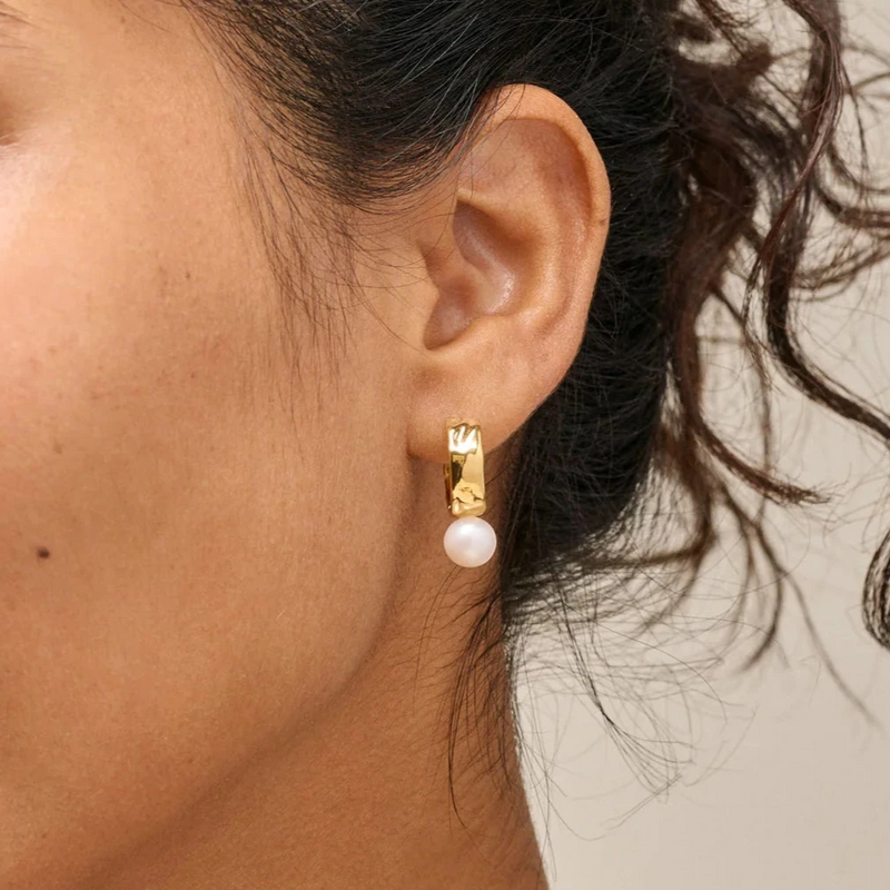 Enamel Avaya Pearl Hoops