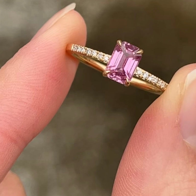 Anpé Atelier Custom Made Ring Pink Safir