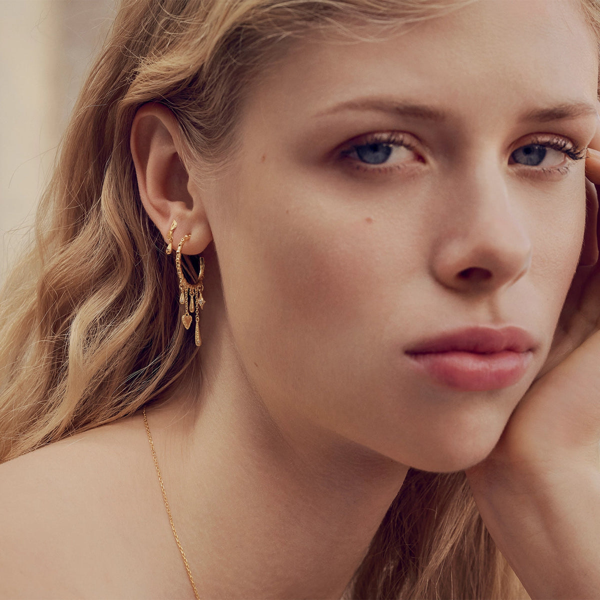 Maanesten Verona Forgyldte Creoler