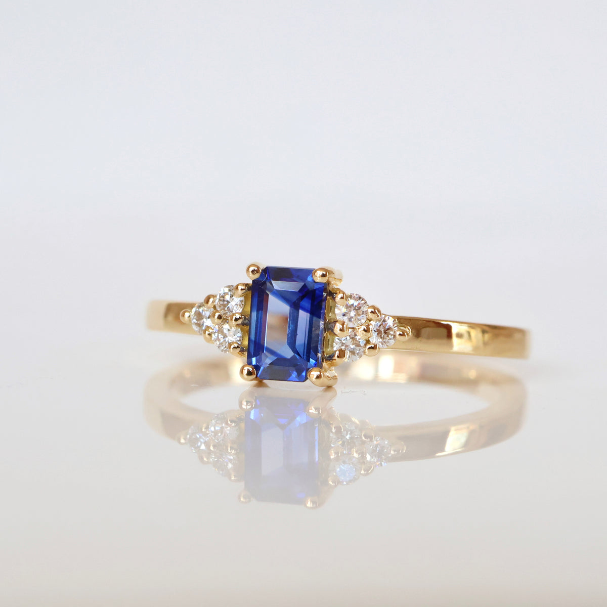 Anpé Atelier Bahu Nil Ring 18kt Ring Custom made