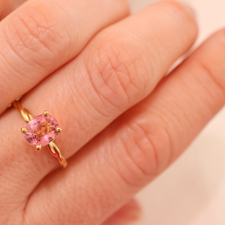 Anpé Atelier Yatura Rosa Ring 18kt Guld Custom made