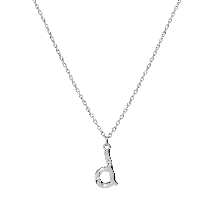 maanesten-alphabet-letter-halskaede-sølvkæde med bogstavsvedhæng d i sølvlook, Model 2744c-004-6