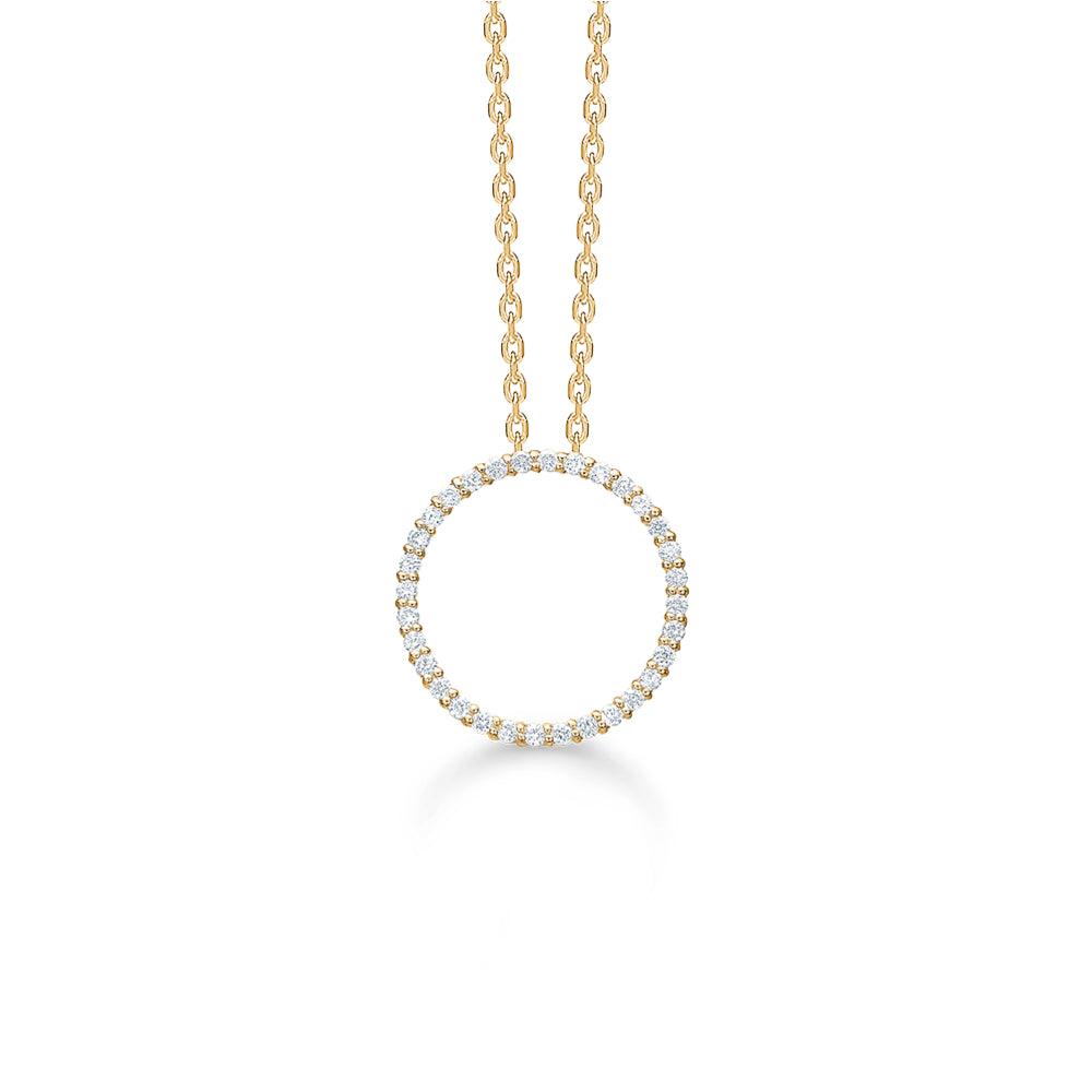 Mads Z 14kt Diamond Halo Vedhæng 0.20ct W/SI, cirkelvedhæng i gult guld med små diamanter. Model 1531026-1