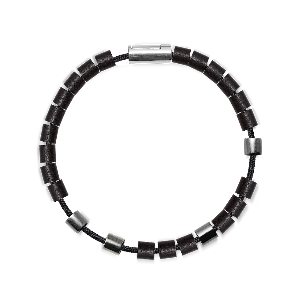 Mads Z Black Sun Trestles Armbånd med sorte læderled og sølvdetaljer, Model 5159030-001