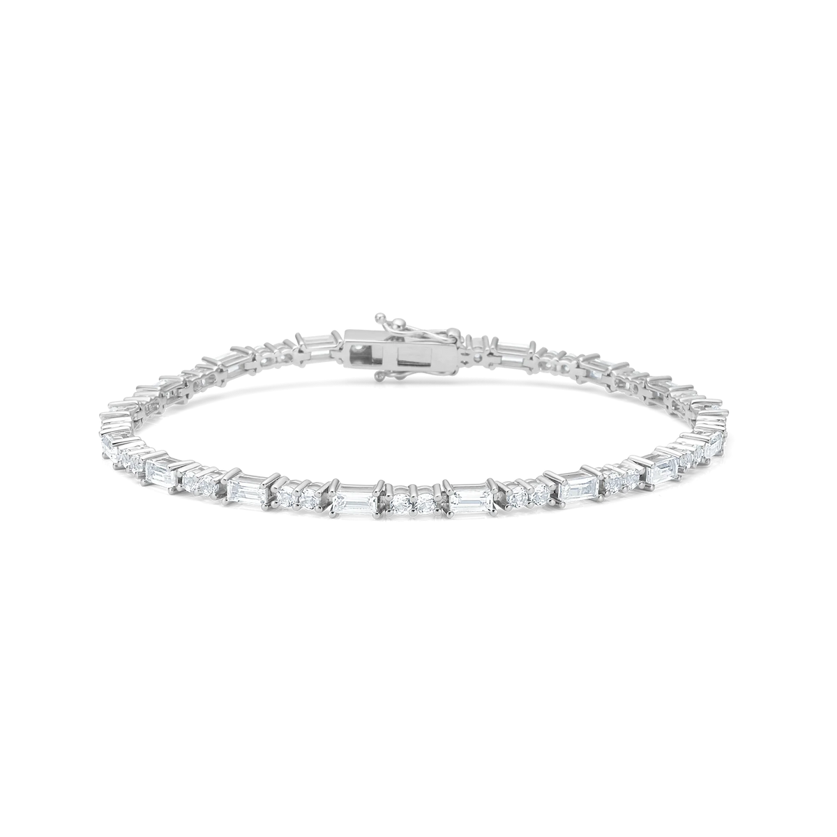 Mads Z Celestial by Medina sølv armbånd med klare topaser i elegant, klassisk design. Model 3156904