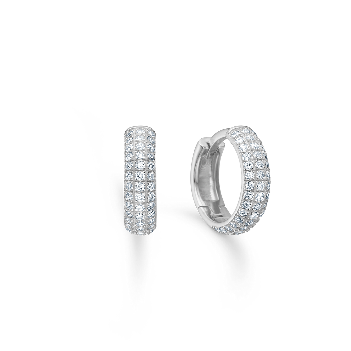 Mads Z Lunette 11mm sølv creoler med blank overflade og klare topas sten, Model 2116135-1.