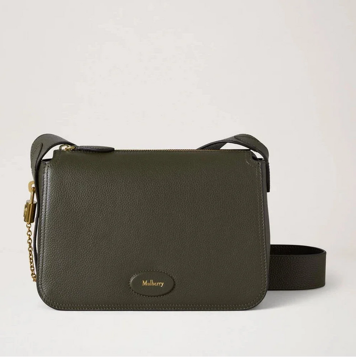 Mulberry Billie Small Classic Grain Juniper Green taske i grøn læder med justerbar skulderrem. Model HH8301/205Q749