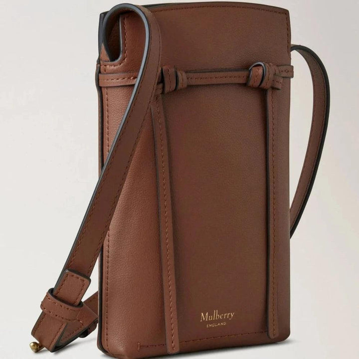 Mulberry Clovelly Phone Pouch Micro Classic Grain Oak i brun læder med justerbar skulderrem, Model RL8557587G222