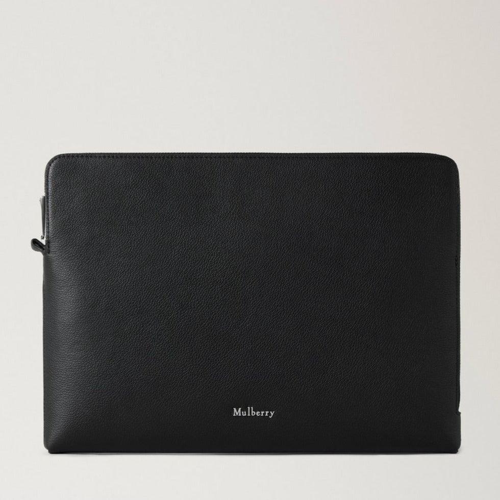 Mulberry Farringdon Tech Folio Small Pebble Grain viser en elegant sort mappe i kornet læder. Model RL8272645A100.