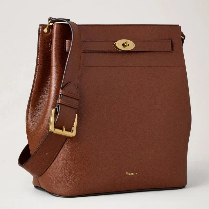 Mulberry Large Islington Bucket Small Classic Grain Two Tone Oak skuldertaske i brunt læder med guldspænde. Model HH9826552G110.