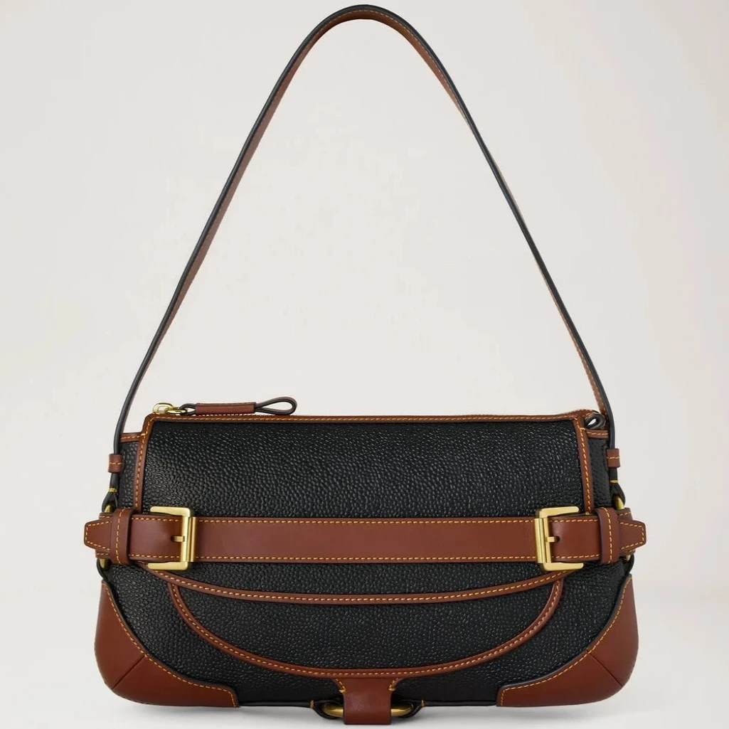 Mulberry Lennox Shoulder Bag i sort og cognac bio-baseret Scotchgrain med detaljer, Model HH0015127A340.