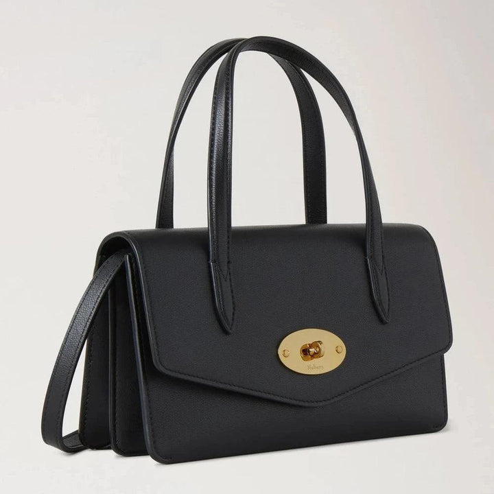 Mulberry Small Darley Top Handle Black Micro Classic Grain, sort håndtaske i læder med guldfarvet spænde, Model RL8678587A100.