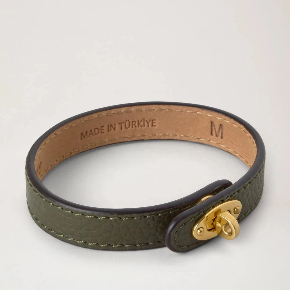 Mulberry Thin Leather Bracelet i olivengrøn læder med gyldenspændelukning, Model QB2390205Q749-001-1