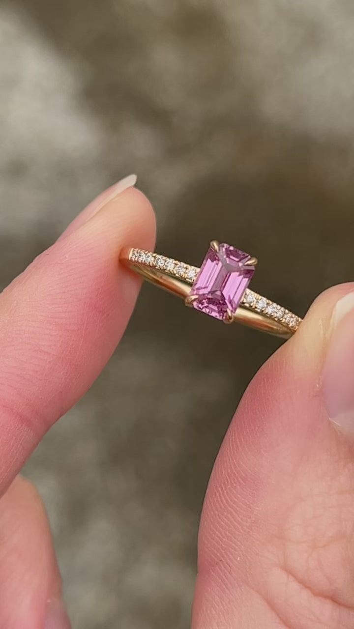 Anpé Atelier Custom Made Ring Pink Safir