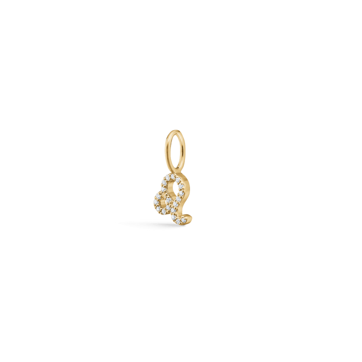 RO Copenhagen My Zodiac Stjernetegn Diamant Vedhæng viser et lille, gyldent vedhæng med diamanter. Model P114Y4-009-8.