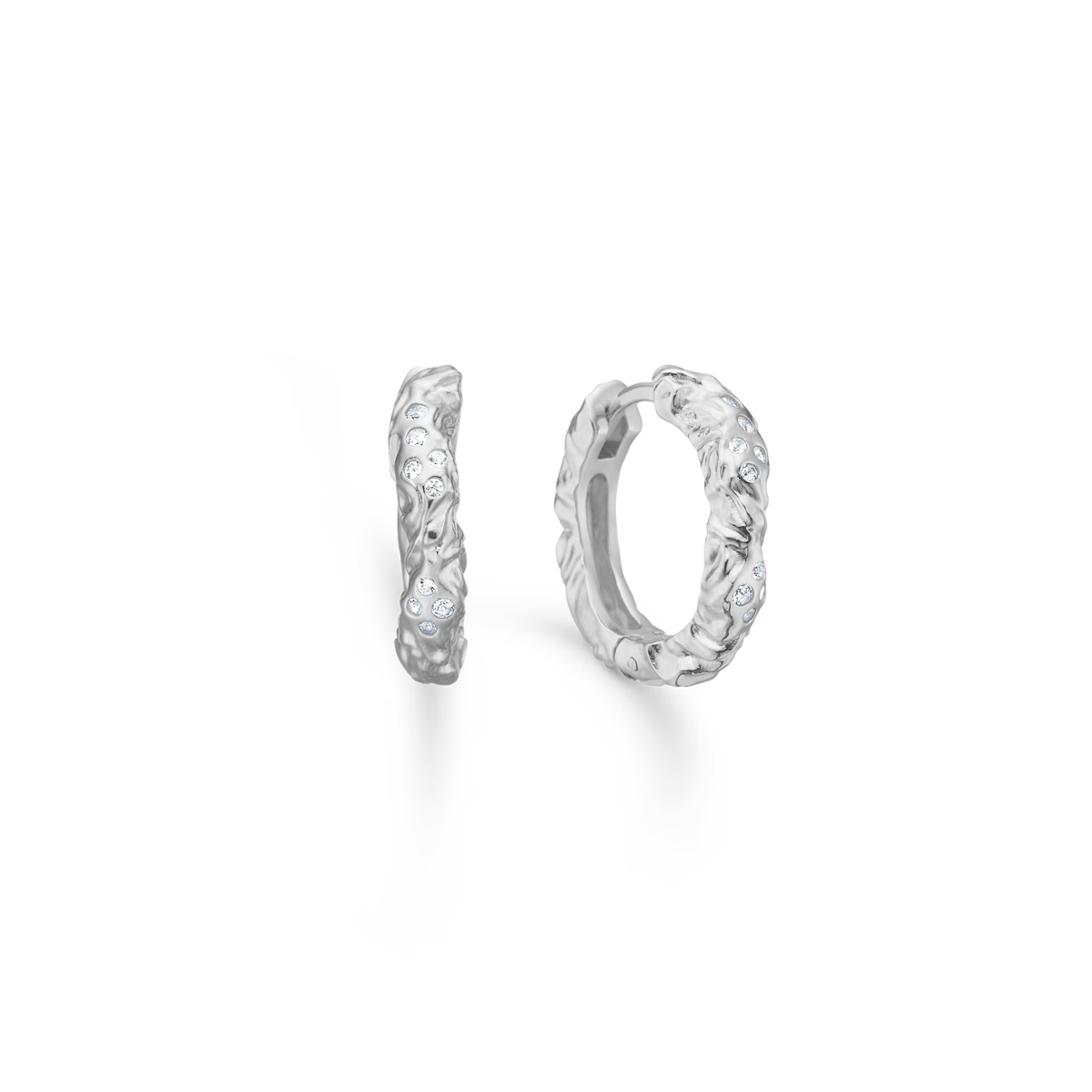 Studio Z Glint Creol i sølv med struktureret overflade og funklende sten, Model 7117934