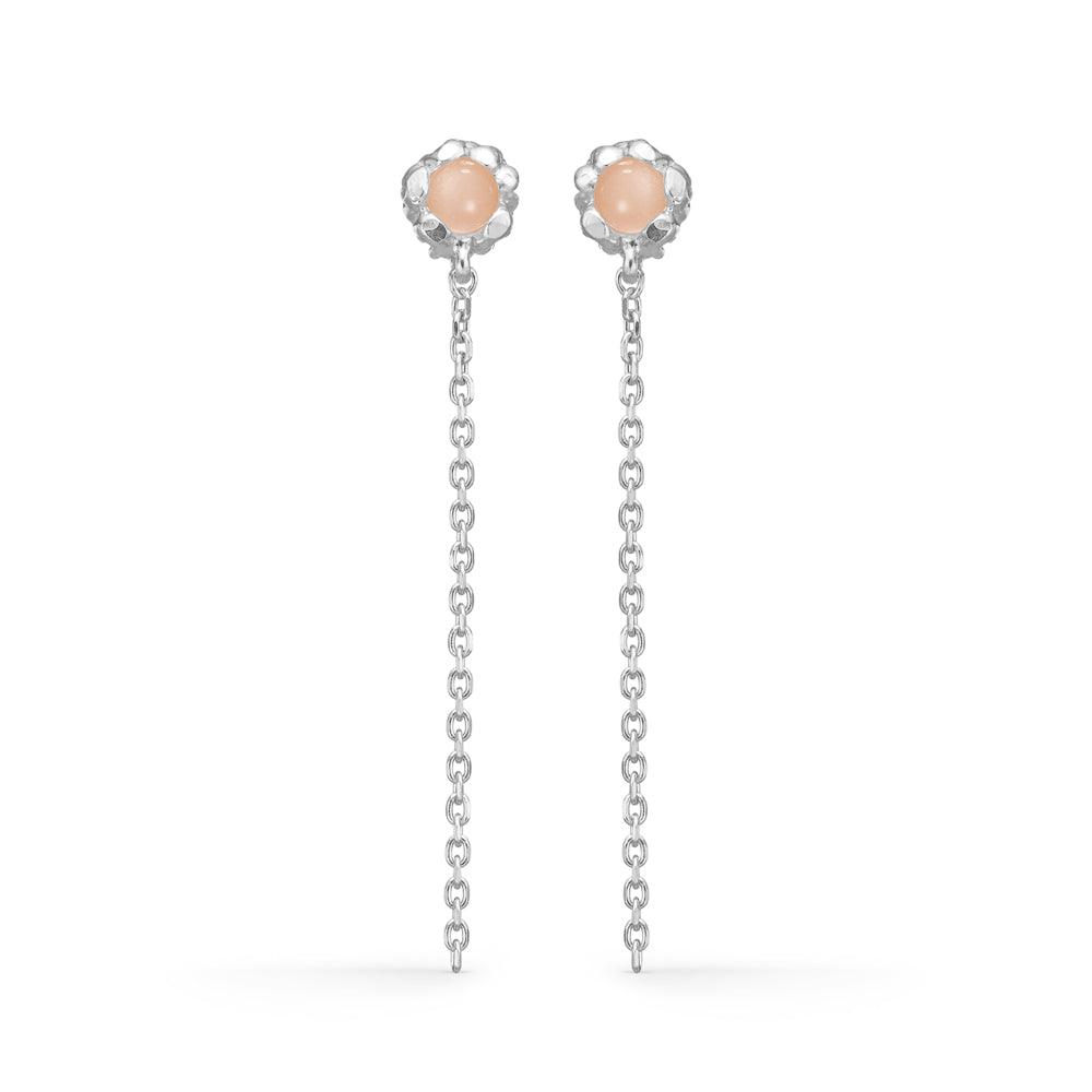 studio-z-magma-solv-orestikker-med-rosa-zirkonia, elegante ørestikker i sølv med lange kæder og pink sten. Model 7117869-1