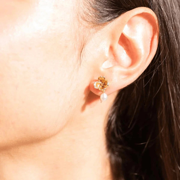 Vincent Venus Fleur Vide Øreringe Forgyldt m. Ferskvandsperle