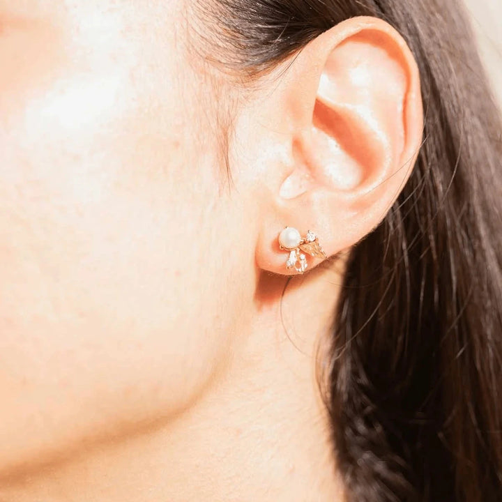 Vincent Venus Folia Øreringe Forgyldt m. Ferskvandsperle