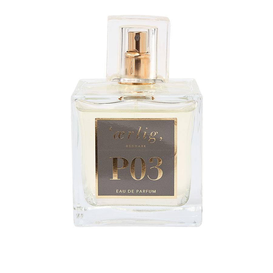 ærlig, P03 eau de parfum i klar, firkantet flaske med gylden label og spraytop. Model p03-100ml-p3-1.