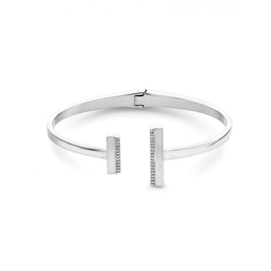 Calvin Klein Minimal Linear Bangle armring i blankt stål med rektangulære ender og diskrete sten. Model 35000160