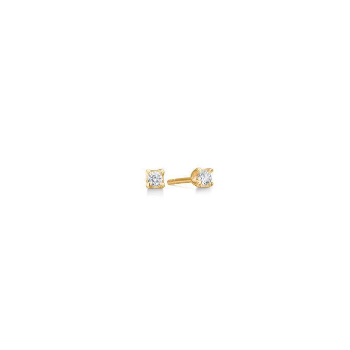 Mads Z 14 kt Crown Diamant Øreringe 0.09 ct viser små elegante ørestikker i guld med skinnende diamanter. Model 1511609