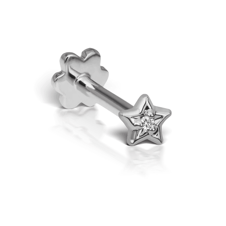 Maria Tash Diamond Solitaire Star hvidguld ørestik med stjerne og diamantdetalje, Model XSSTARD-WG-W3-001-1