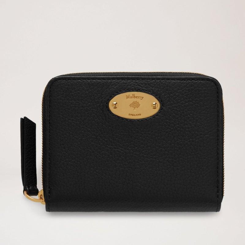 Mulberry Pung Small Plaque Zip Around Purse Classic Grain Black i sort læder med gyldent frontskilt, Model RL5680013A100