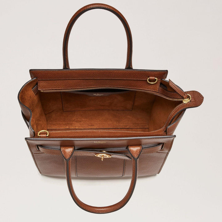 Mulberry Taske Small Zipped Bayswater Oak med synlig stor lynlåsåbning, rummeligt interiør i brunt læder. Model HH8729552G110